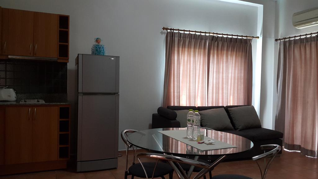 Lomsabai Apartments Bangsaen Dış mekan fotoğraf