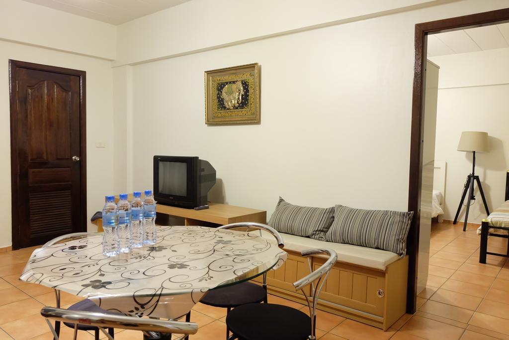 Lomsabai Apartments Bangsaen Dış mekan fotoğraf