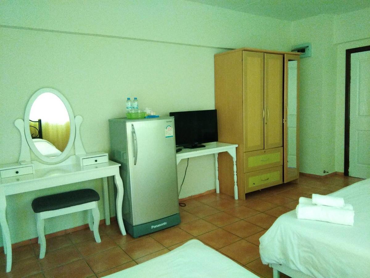 Lomsabai Apartments Bangsaen Dış mekan fotoğraf