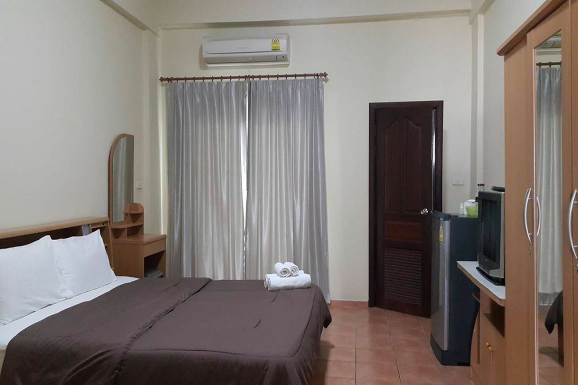 Lomsabai Apartments Bangsaen Dış mekan fotoğraf
